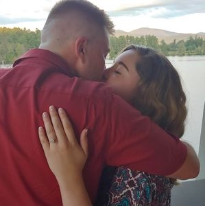 Meet your Posher, Arielle